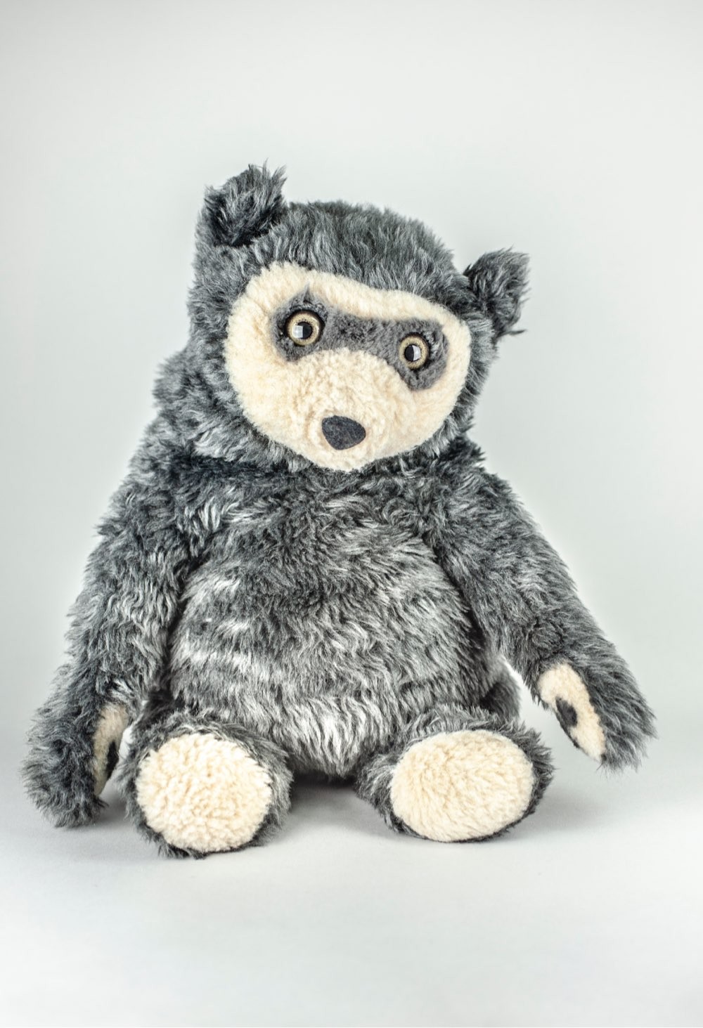 The photo shows the Bo Bear soft toy also designed by PISTO.